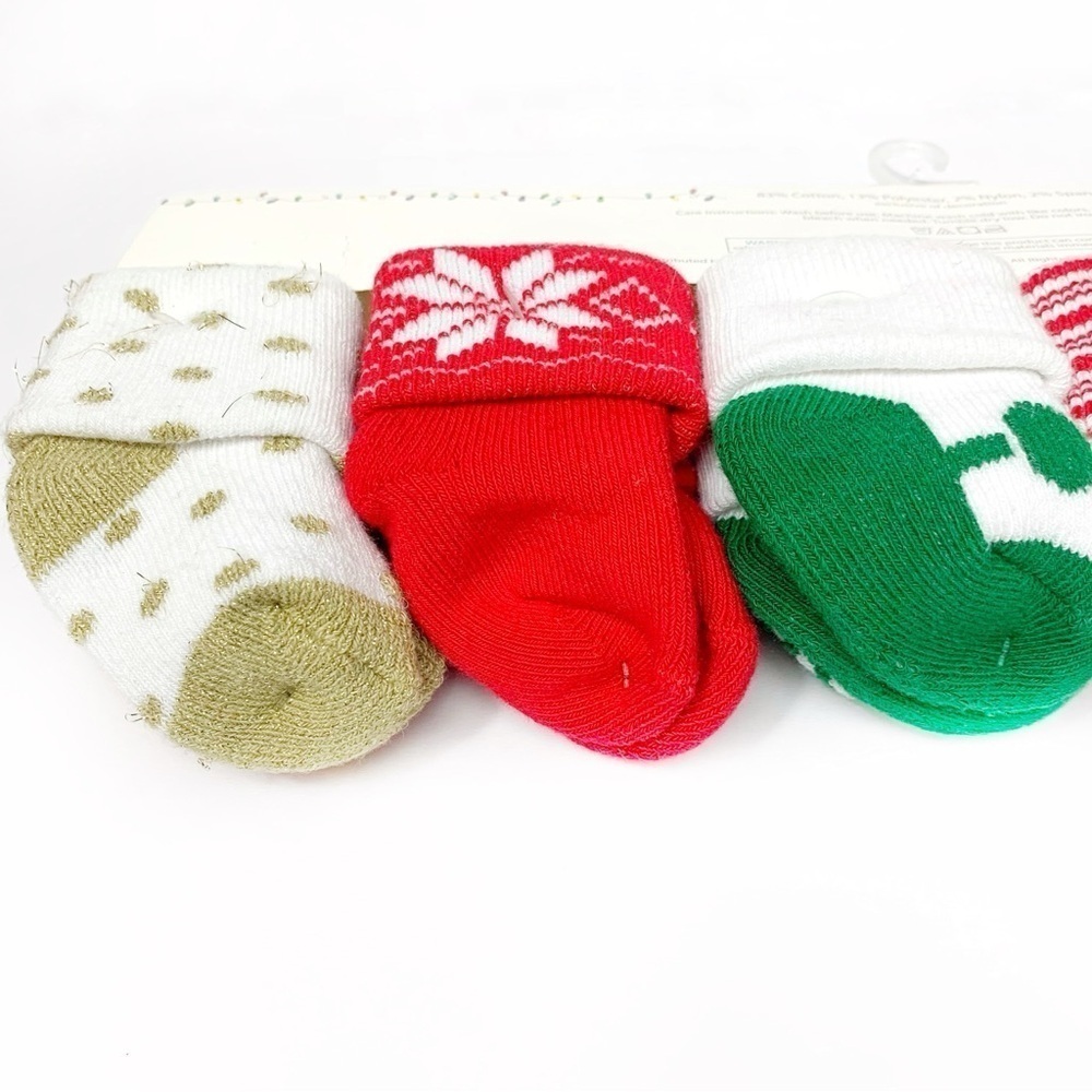 Festive Holiday Themed 0-6 Month Girls 12 Pack Baby Socks - Picture 3 of 10
